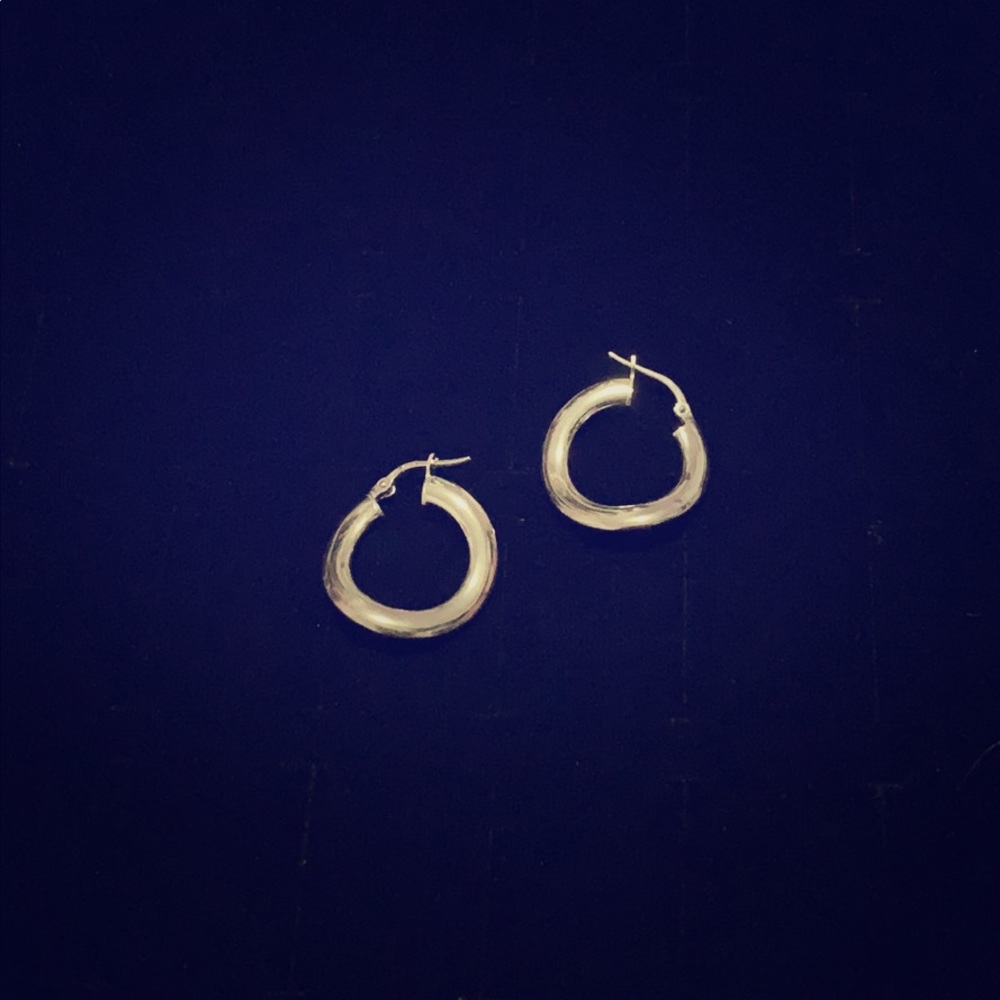 🦋🦋🦋PIPETTE SILVER WAVE EARRINGS🦋🦋🦋